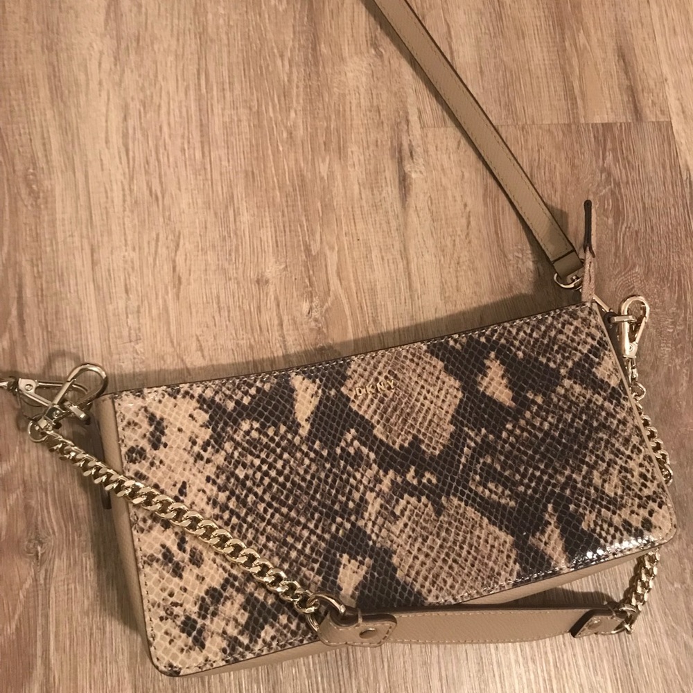 DKNY Bryant Small Demi Crossbody